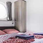 Aquacabin Båthotell 4*