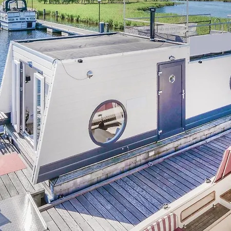 船上ホテル Aquacabin