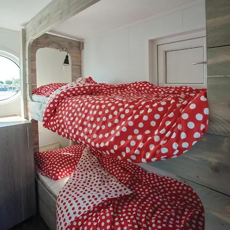 Aquacabin Bateau-hôtel 4*
